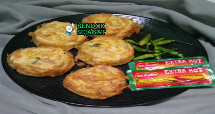 Tahu Fantasi keemasan renyah isi sayur udang saus di piring saji