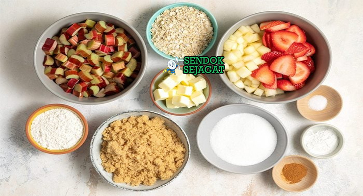 Bahan apple rhubarb crumble rhubarb segar apel Granny Smith oats butter brown sugar cinnamon lemon
