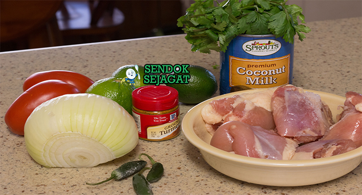 Bahan kuku wa nazi ayam kampung santan kunyit jahe cabe tomat bawang putih serai