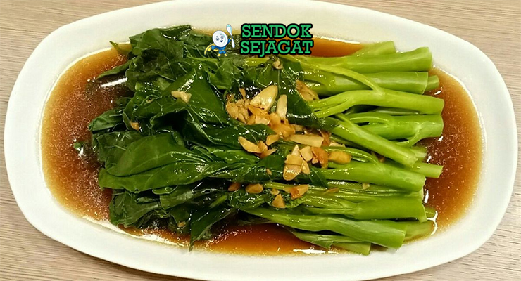 Cah Kailan Saus Tiram kailan hijau renyah tumis saus tiram bawang putih cabe rawit nasi putih