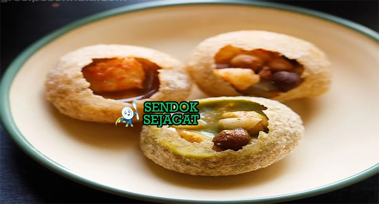 Golgappa puri garing isi kentang kacang siram pani tamarind mint cabe yogurt sev boondi
