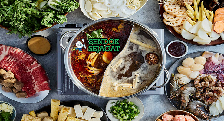 Hot Pot kuah merah ma la mendidih daging sapi tipis udang sayur enoki tofu dipping sauce sesame
