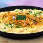 Käsespätzle wajan besi keju meleleh menarik benang Emmental bawang goreng renyah peterseli