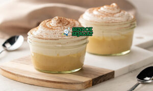 Suspiro Limeño Creamy Manis Khas Lima Peru Suspiro Limeño gelas kecil manjar blanco karamel meringue port wine swirl cinnamon powder