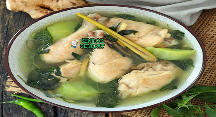 Tinolang Manok kuah bening ayam jahe chayote malunggay daun kelor calamansi nasi putih mangkuk
