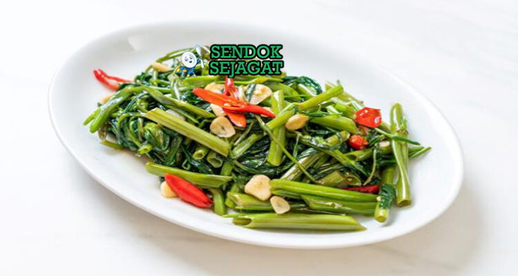 Tumis Kangkung Terasi kangkung hijau renyah tumis cabe rawit terasi bawang goreng nasi ikan goreng