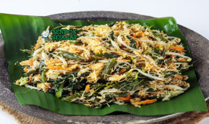 Urap salad sayur kangkung bayam kacang panjang tauge kelapa parut pedas nasi tempe goreng sambal