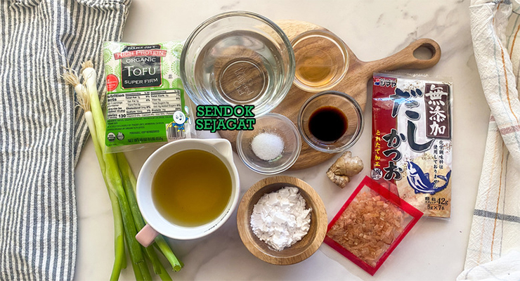 Bahan agedashi tofu tahu sutra katakuriko dashi kombu katsuobushi mirin sake kecap daun bawang