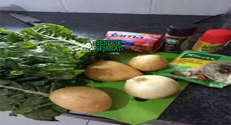 Bahan morogo wild spinach amaranth leaves onion garlic tomato stock butter pap chakalaka