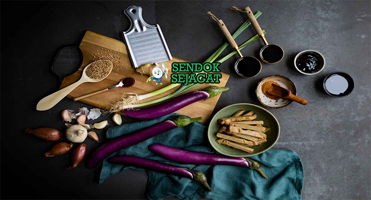 Bahan yu xiang qiezi terung ungu doubanjiang cuka chinkiang jahe bawang putih soy sauce cabe