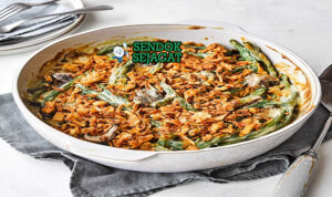 Green Bean Casserole kacang hijau cream of mushroom bawang goreng crispy keju gratin golden Thanksgiving