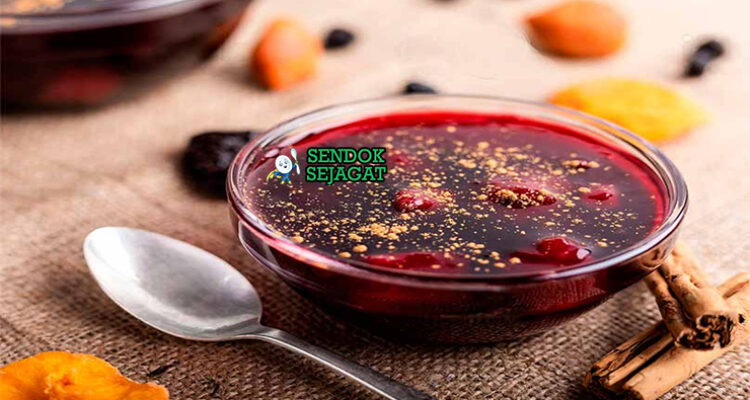 Mazamorra Morada pudding ungu maiz morado cinnamon arroz con leche mangkuk Peru