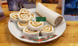 Potato Candy iris pinwheel peanut butter creamy gula bubuk coconut flakes chocolate drizzle piring