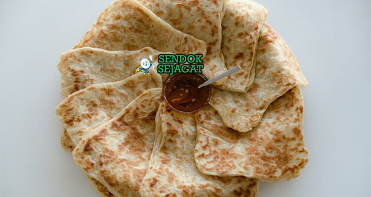 Rghaif Msemen roti lapis tipis renyah golden madu teh mint piring Maroko