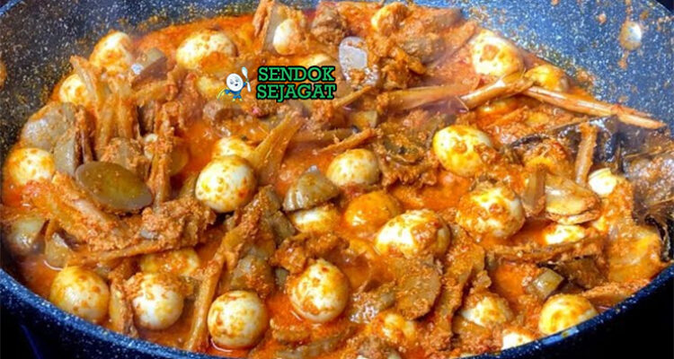 Sambal Lado Tanak cabai sangrai kering teri renyah bawang merah jeruk nipis telur puyuh jengkol