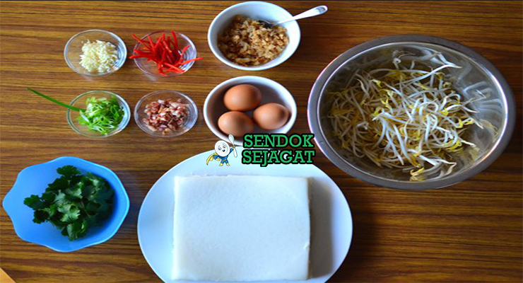 Bahan Utama Resep Chai Tow Kway: Lobak Putih, Tepung Beras, Lobak Asin, Telur