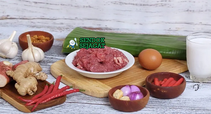 Bahan-bahan resep Gadon Sapi termasuk daging sapi cincang, santan kental, daun kemangi, cabai rawit, bawang, kemiri, dan rempah siap dibungkus