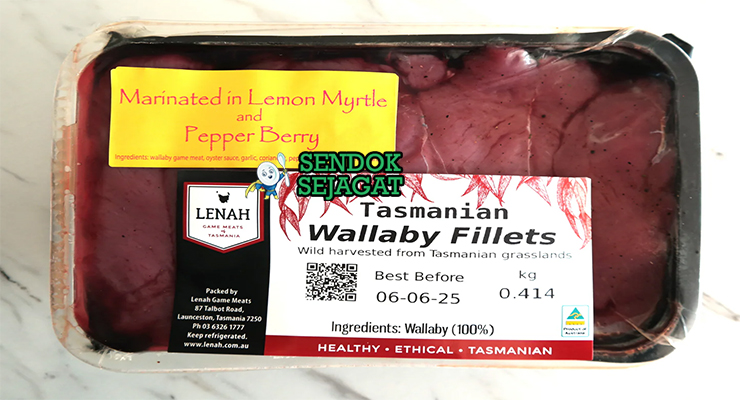 Bahan-bahan resep Grilled Wallaby Fillet termasuk fillet wallaby segar, minyak zaitun, bawang putih, lemon myrtle, garam, dan lada siap dipanggang