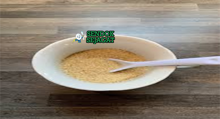 Bahan-bahan resep Isidudu termasuk jagung kering, kacang merah, bawang bombay, bawang putih, tomat, dan rempah siap direbus