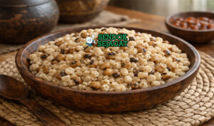 Dikgobe khas Botswana dengan stew jagung kacang polong kental gurih, tampak hangat menggugah selera